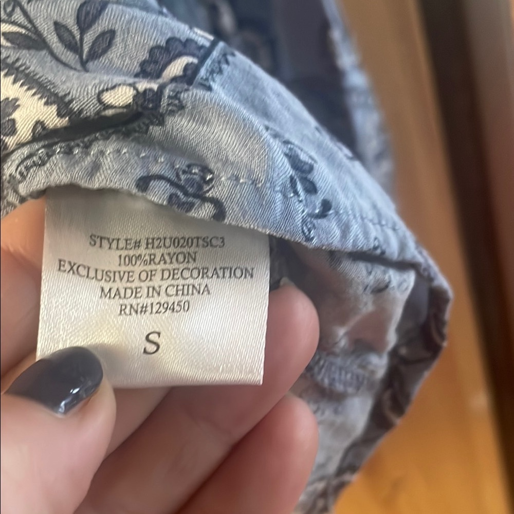 Blue Patterned Women's Top - Picture 7 of 8